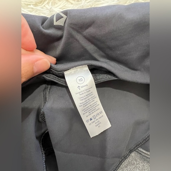 IVIVVA Girl’s by Lululemon Pants - Size 10 - Picture 3 of 4